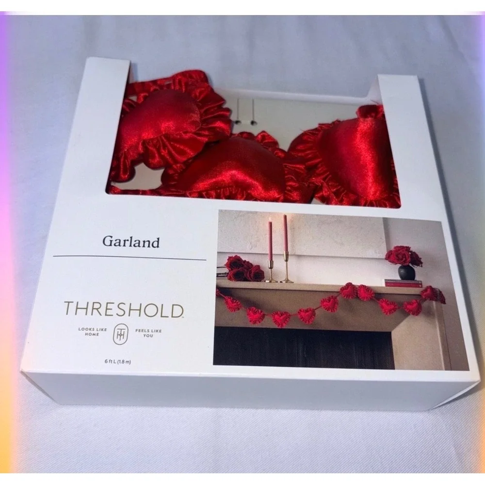 Threshold Heart Garland 6ft Red NEW Satin Ruffled Romantic Valentine's Day Decor